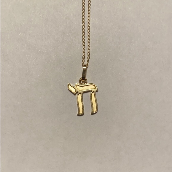 Jewelry - Chai 14k gold necklace